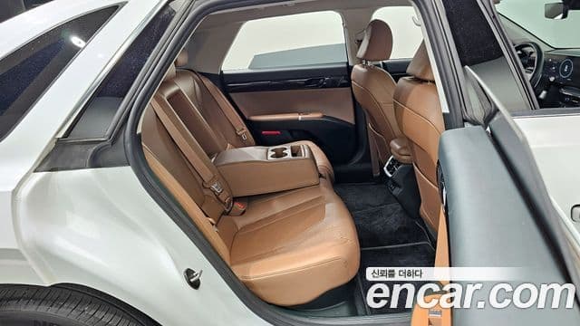 Hyundai Grandeur гибрид (GN7) Premium, 2023 11