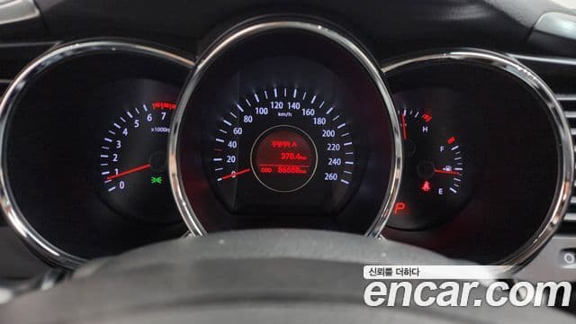 Kia K5 LPI Deluxe, 2013 8