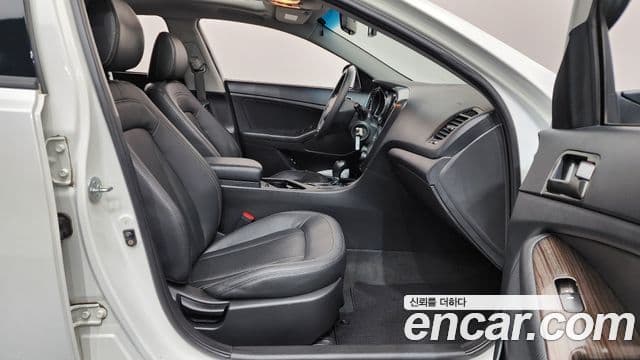 Kia K5 LPI Deluxe, 2013 11