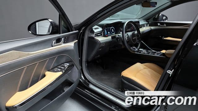Kia K5 гибрид 3세대 Signature, 2023 10