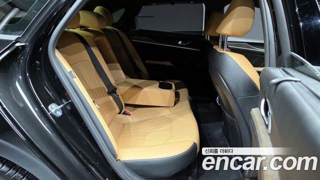 Kia K5 гибрид 3세대 Signature, 2023 12