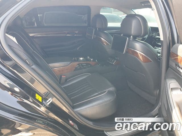 Genesis EQ900 Prestige, 2016 8