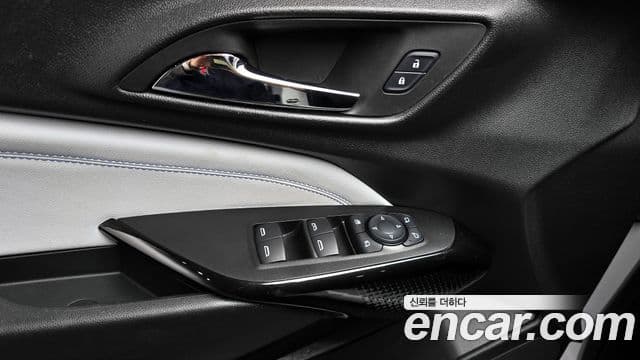 Chevrolet(GM대우) Trax кроссовер 1.2 LT, 2024 16