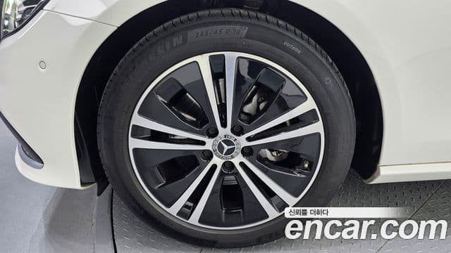 Mercedes-Benz E-класс W213 Avantgarde, 2021 все фото