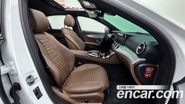 Mercedes-Benz E-класс W213 Avantgarde, 2021 10