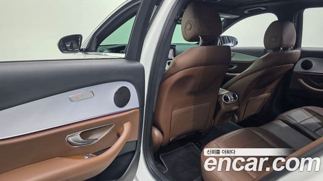 Mercedes-Benz E-класс W213 Avantgarde, 2021 18