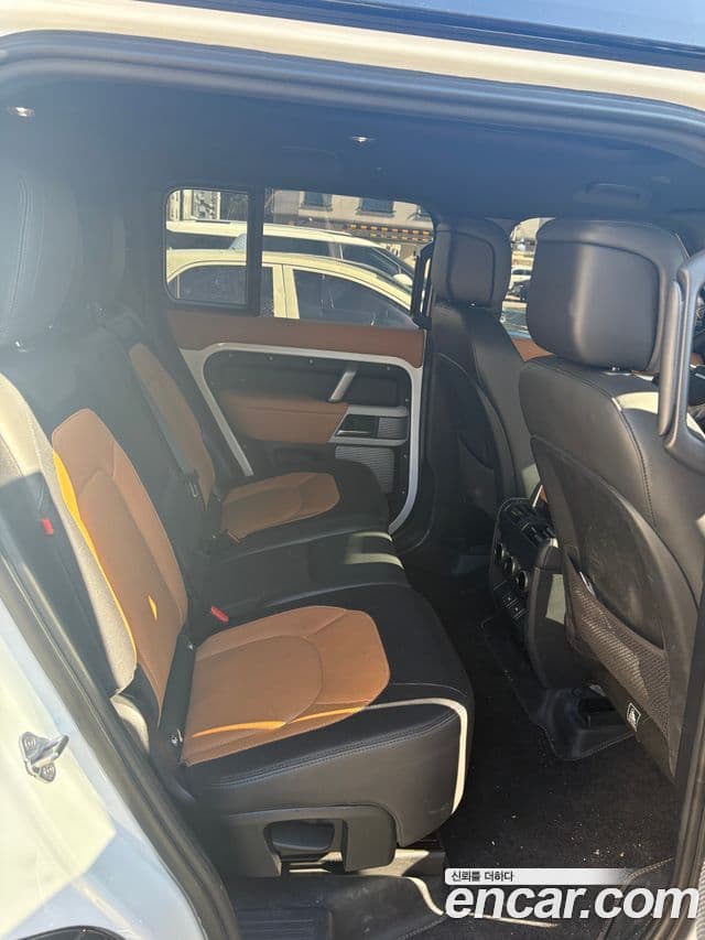 Land Rover Defender (L663) 130 D300 X-Dynamic HSE, 2023 4