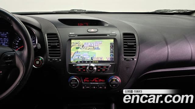 Kia K3 Trendy, 2013 14