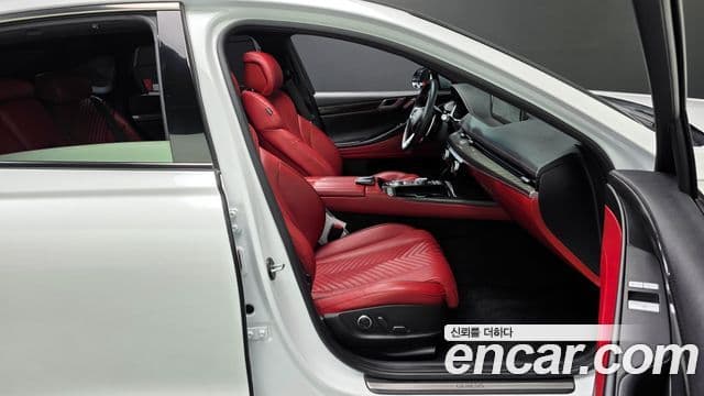 Genesis G80 (RG3) бензин 2.5 турбо AWD, 2023 10