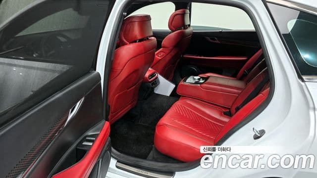 Genesis G80 (RG3) бензин 2.5 турбо AWD, 2023 12