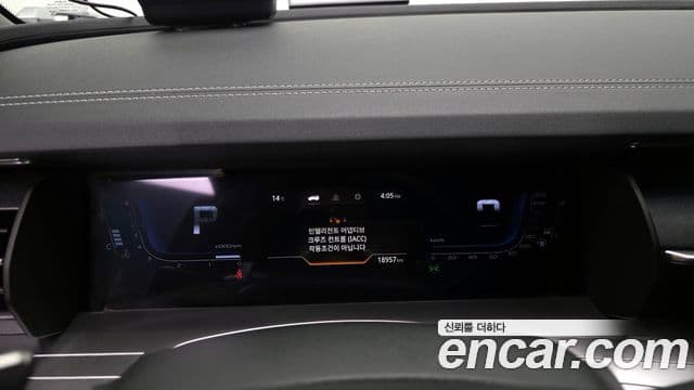 KG모빌리티(SsangYong) Torres T7, 2023 8