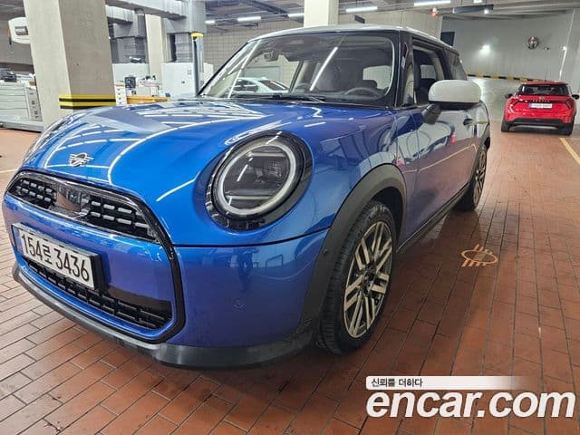 Mini Cooper C 4세대 Classic, 2025 2