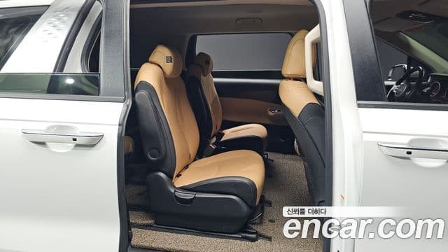 Kia Carnival 4세대 Prestige, 2022 12