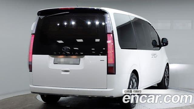 Hyundai Staria Inspiration, 2022 3