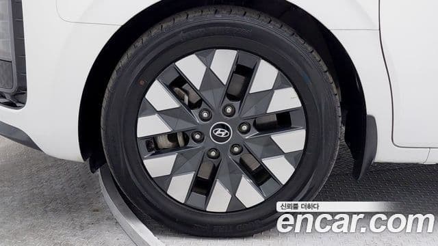 Hyundai Staria Inspiration, 2022 все фото