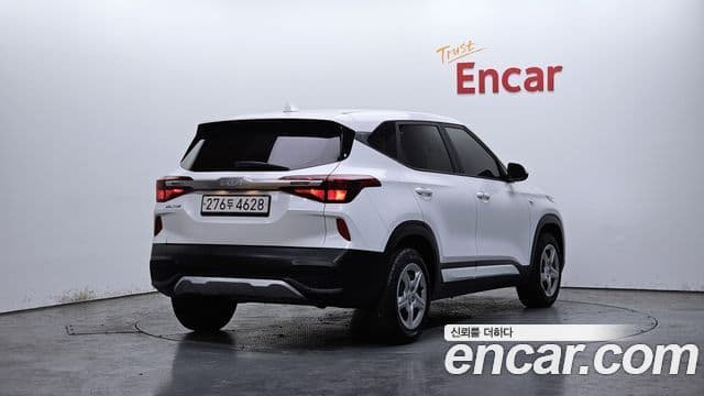 Kia Seltos Trendy, 2023 2