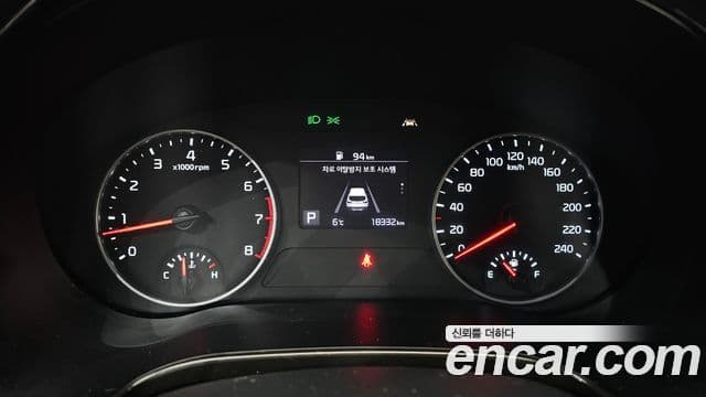 Kia Seltos Trendy, 2023 8