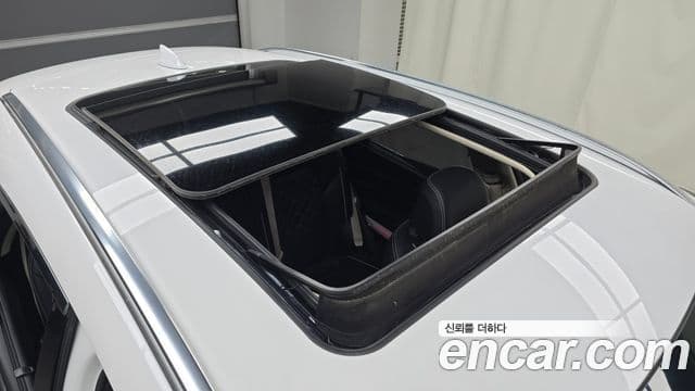 Genesis electrified GV70 e-AWD, 2022 17