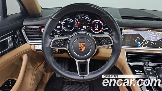 Porsche Panamera (971), 2018 13