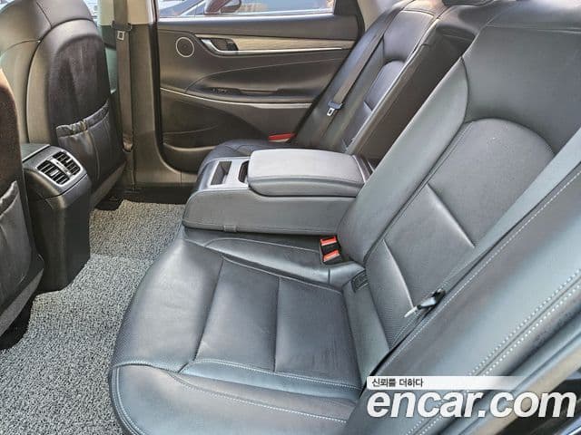 Hyundai Grandeur IG Premium, 2019 19