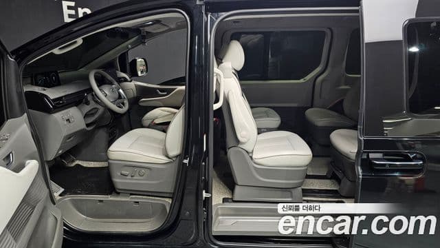 Hyundai Staria Inspiration, 2022 10