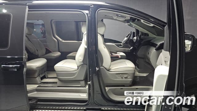 Hyundai Staria Inspiration, 2022 11