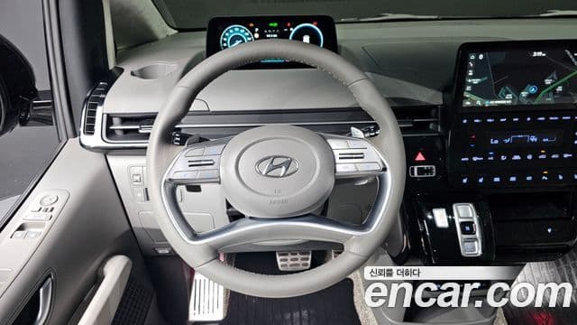 Hyundai Staria Inspiration, 2022 13