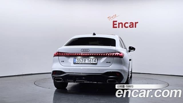 Audi A5 (B10) 40 TFSI Quattro S Line, 2025 4