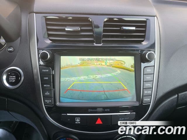 Hyundai Accent(новый кузов / новое поколение) Premium, 2016 17