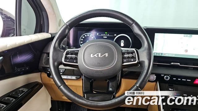 Kia Carnival 4세대 бензин 9인승 High Limousine(компания по спецнадстройкам), 2022 13