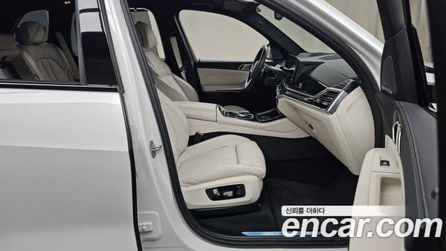 BMW X5 (G05) xDrive 40i M Sport, 2025 11