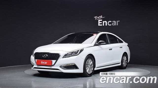 Hyundai LF Sonata гибрид Modern, 2016 1