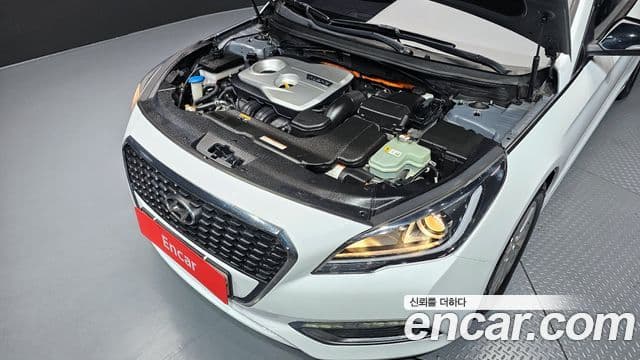 Hyundai LF Sonata гибрид Modern, 2016 6