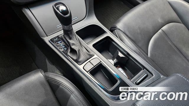 Hyundai LF Sonata гибрид Modern, 2016 9