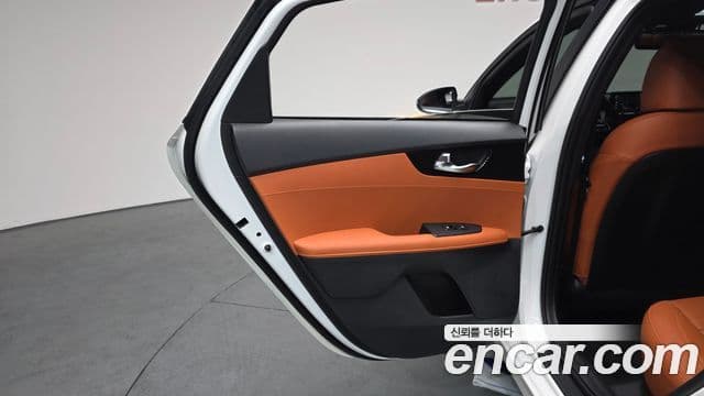 Kia The / новый New K3 2세대 Prestige, 2023 16