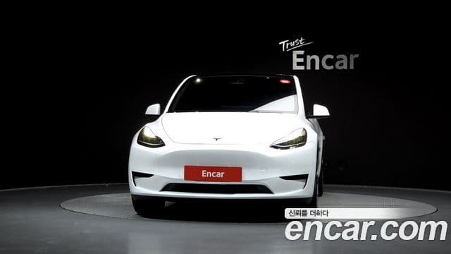 Tesla модель Y, 2023 3