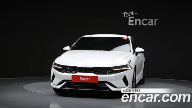 Kia K5 гибрид 3세대 Signature, 2023 3