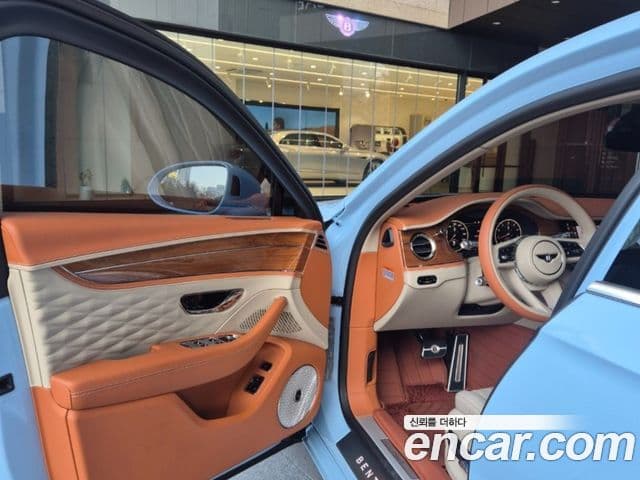 Bentley Flying Spur 3세대 4.0 Azure, 2023 8