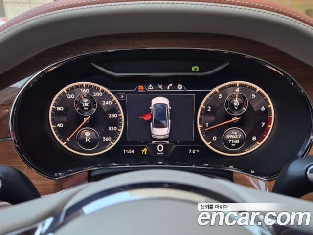 Bentley Flying Spur 3세대 4.0 Azure, 2023 13