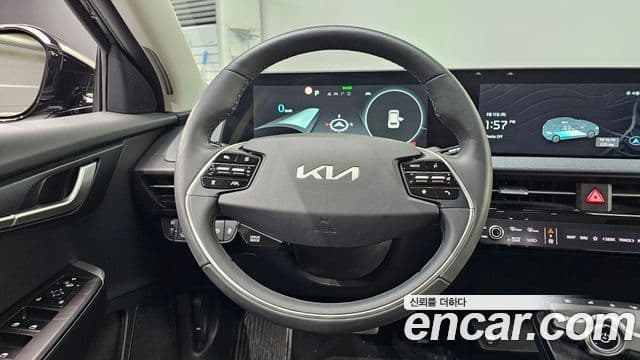 Kia EV6 Air, 2022 13