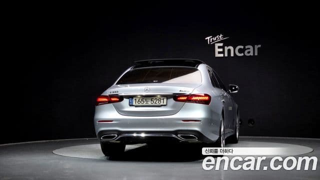 Mercedes-Benz E-класс W213 AMG Line, 2022 4