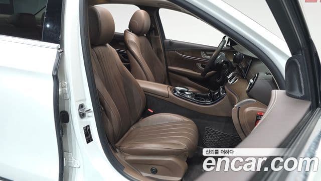 Mercedes-Benz E-класс W213 Exclusive, 2019 10