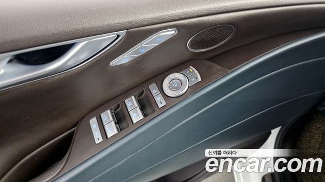 Genesis G80 (RG3) бензин 2.5 турбо 2WD, 2022 14