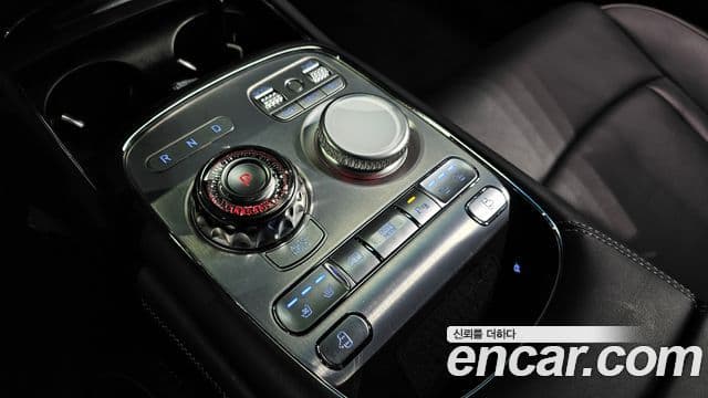 Genesis G90 (RS4) бензин 3.5 турбо AWD, 2023 9