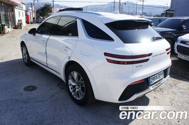 Genesis GV70, 2021 6