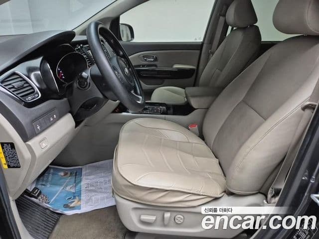 Kia All New Carnival Prestige, 2016 11