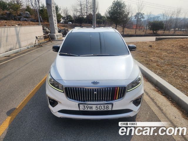 Kia The / новый New Carnival Noblesse, 2019 2