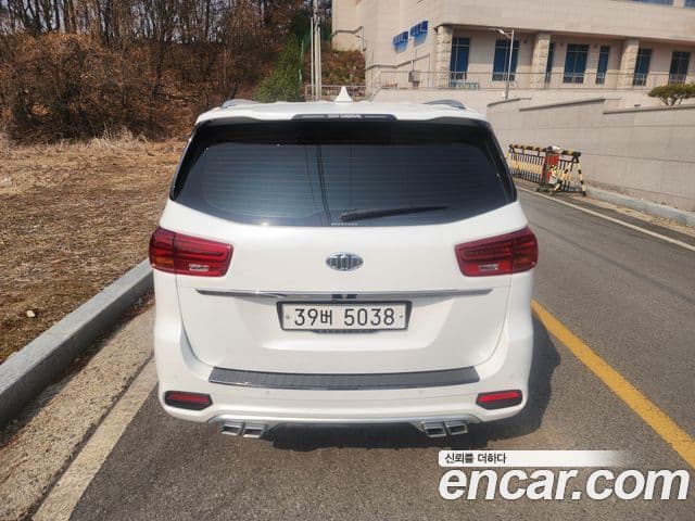 Kia The / новый New Carnival Noblesse, 2019 6