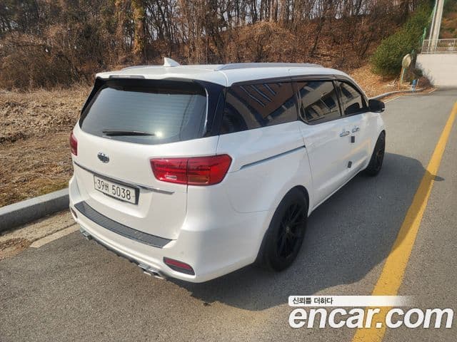 Kia The / новый New Carnival Noblesse, 2019 7