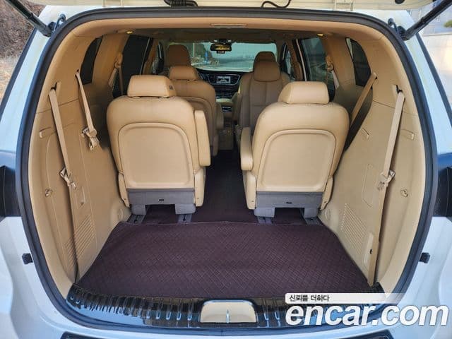 Kia The / новый New Carnival Noblesse, 2019 9